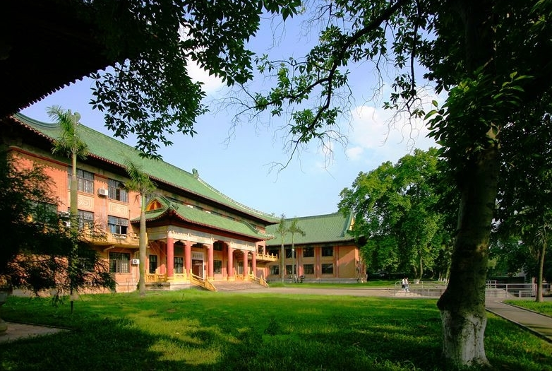 2021年各高校暑假时间确定，最长假期77天，家长直言直接放寒假吧