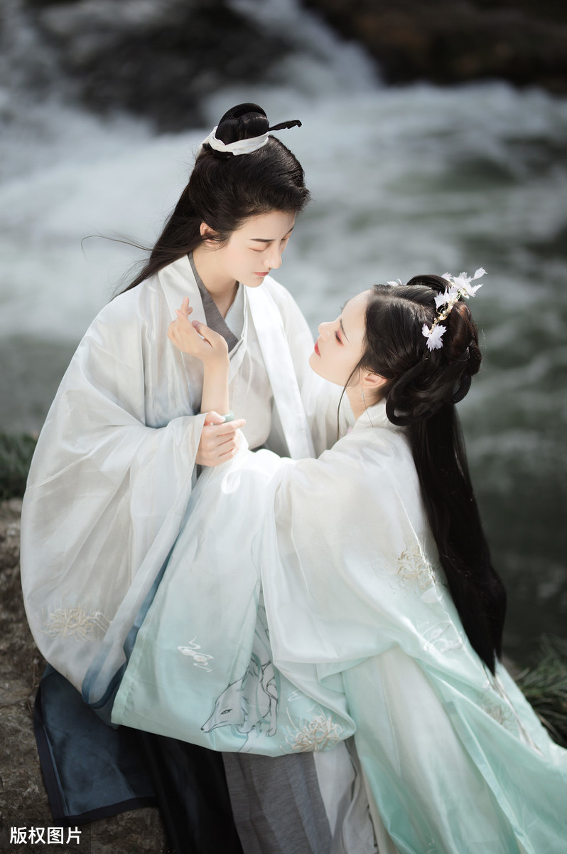 我爱你，不关风月——《五首充满爱意的古诗词》，这浪漫如此唯美