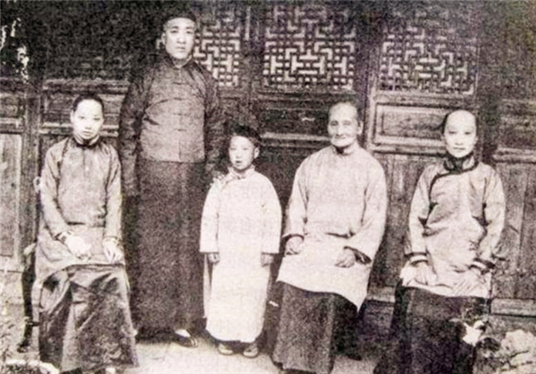 1936年鲁迅深夜身亡，独守空房41年的朱安，说了句著名怨言