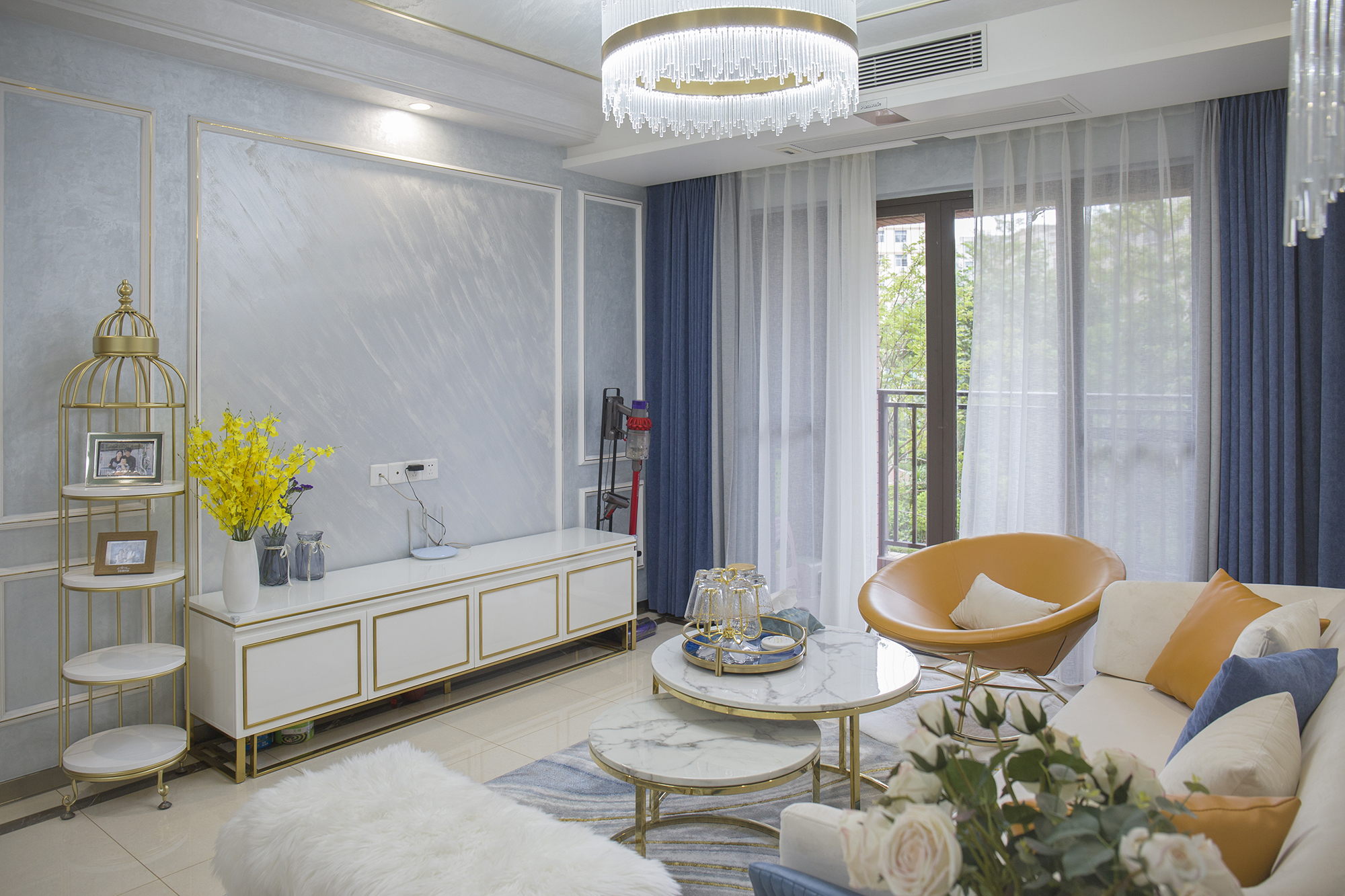 100㎡简美轻奢小三房，诠释女人的精致生活，充斥着爱家的味道