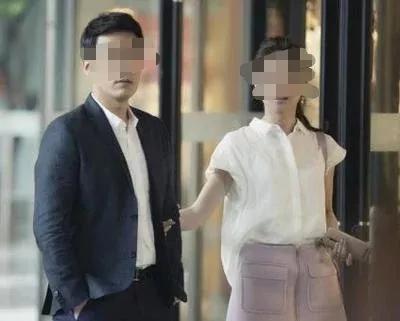 一次醉酒被女领导占了便宜，羞愧难当的我猛掐自己，真想一头撞死