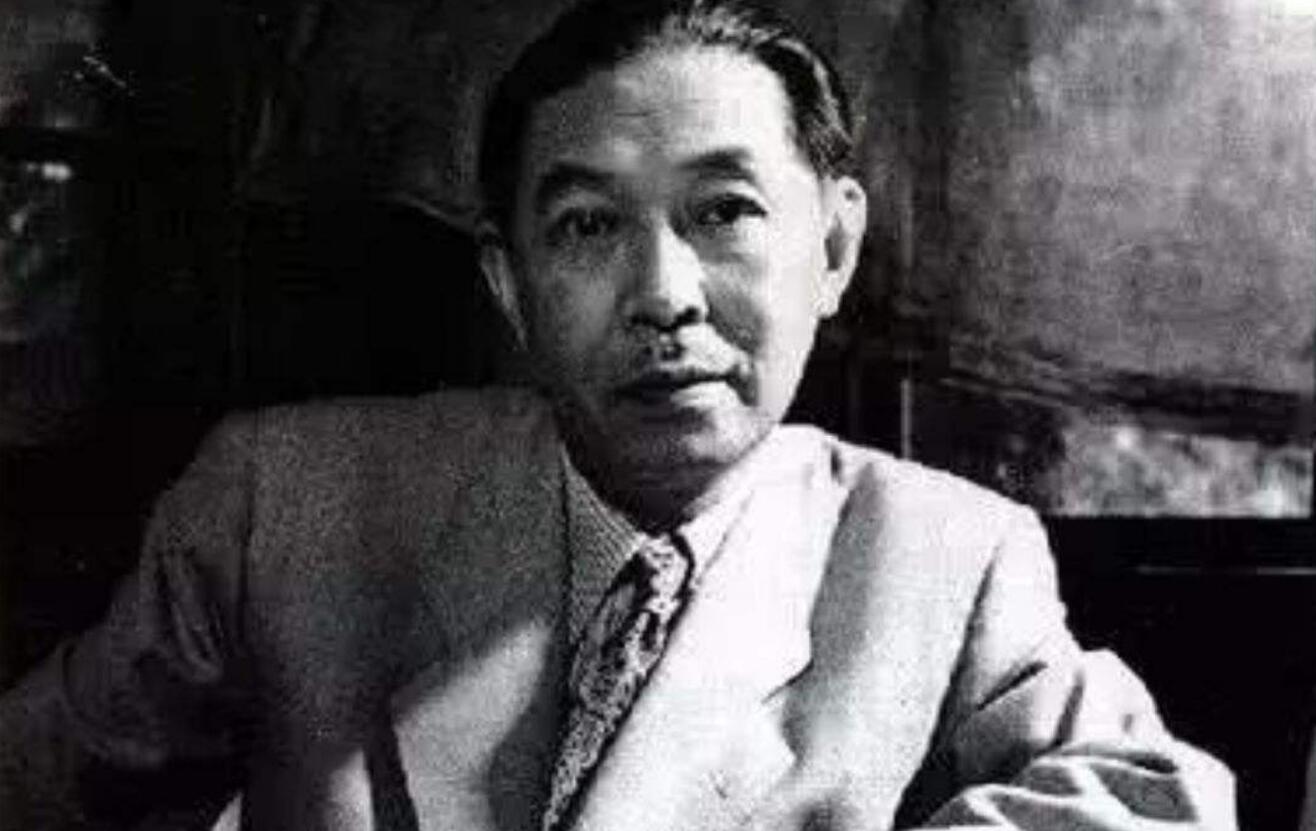 他高考时将自己名字写错，北大教授复查试卷后激动拍桌：破格录取