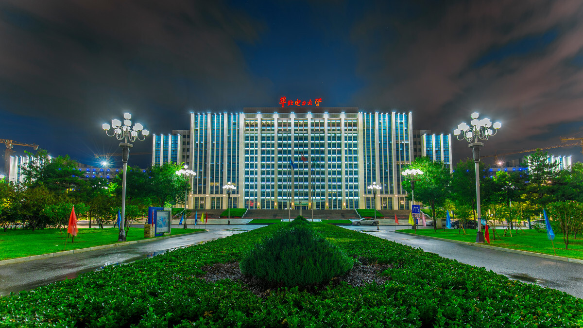 本科毕业进国家电网就业，考哪些大学比较好？这四类学校值得选择