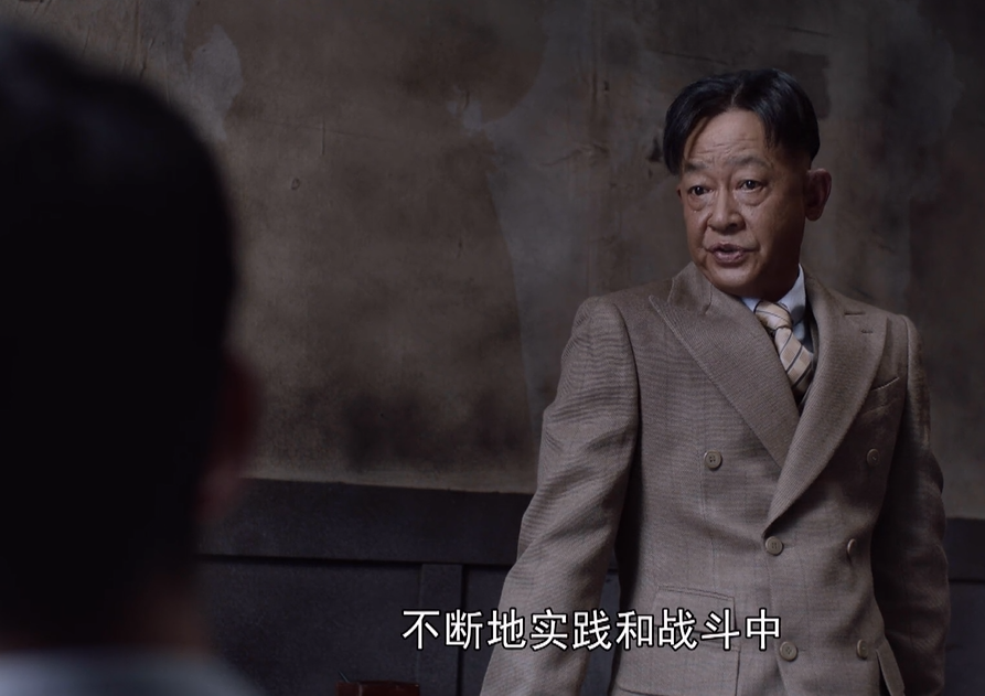 《叛逆者》林楠笙朱怡贞被困，顾慎言彻夜未眠，用烟雾弹巧妙救人