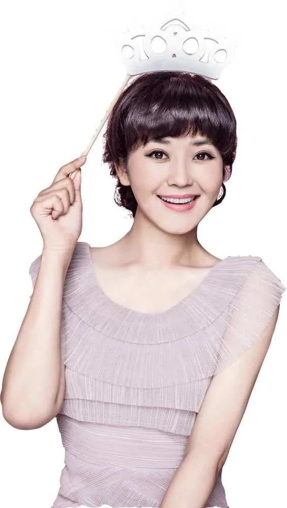 主持人方琼：15岁丧父愧疚终身，成“河北一姐”真的是靠老公吗？