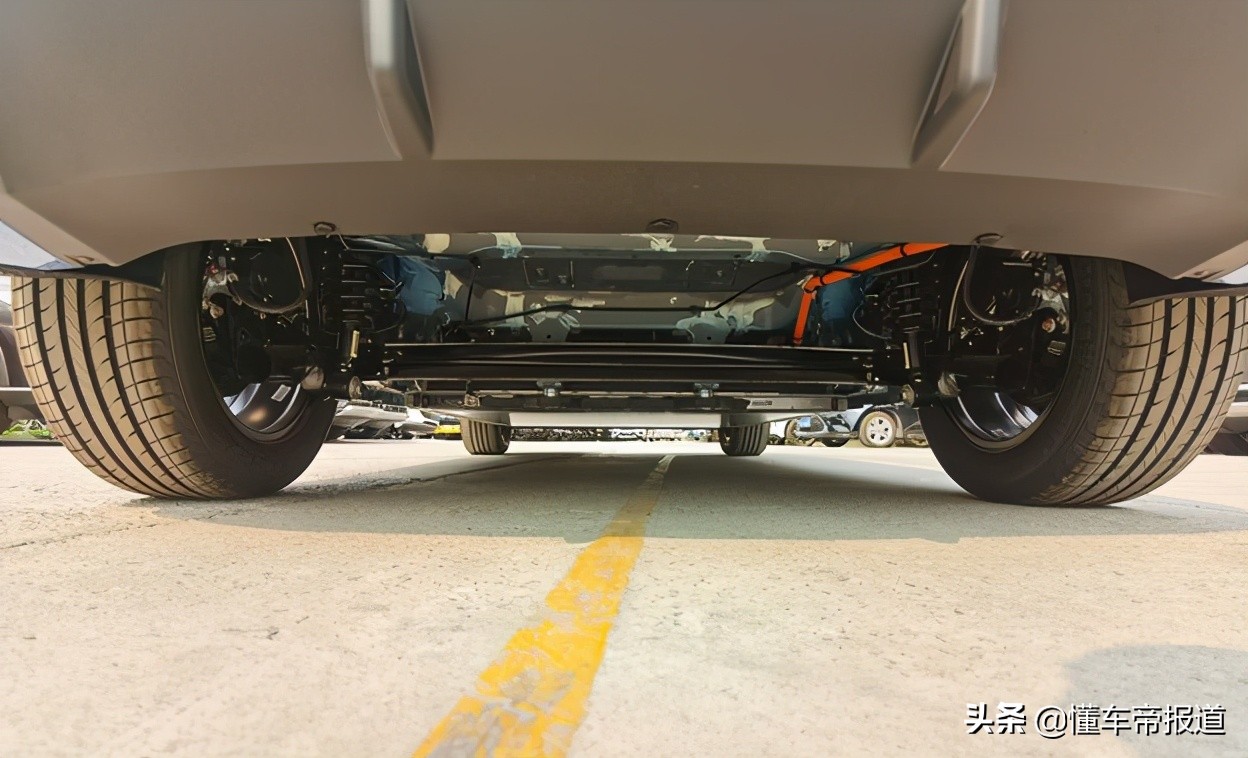 新车｜“买菜车”也能玩运动范？试驾体验2021款比亚迪e2