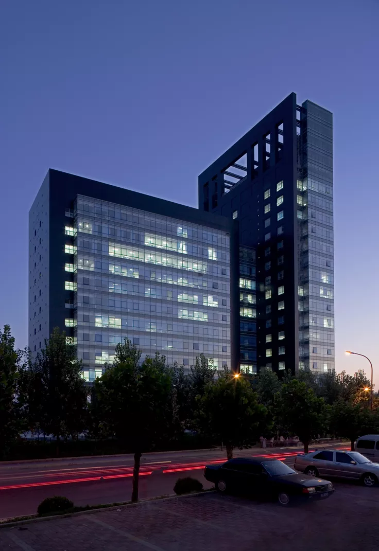 医疗建筑在城市中发挥什么作用？听清华建筑设计院副院长刘玉龙论