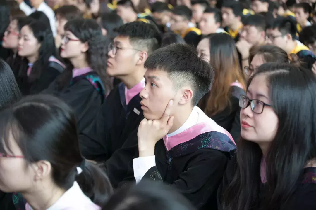 川大锦江学院毕业典礼：最真挚 最不舍 最温馨