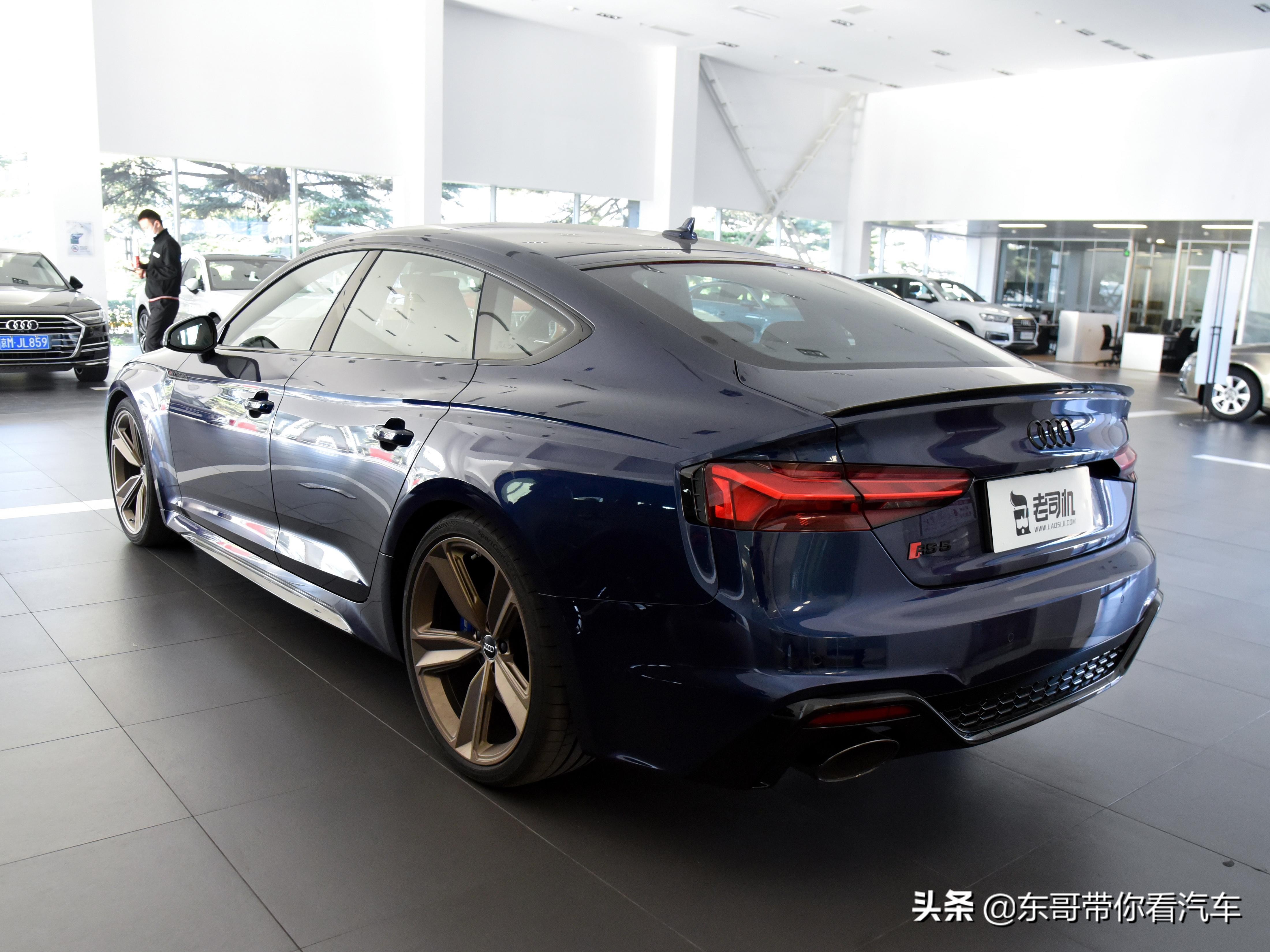 超强四驱配座椅按摩，原装进口高端性能豪华轿车，实拍奥迪RS 5