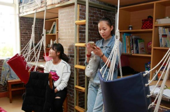 大学里含金量高的证书，大学生尽量考下来，毕业后将有助于就业