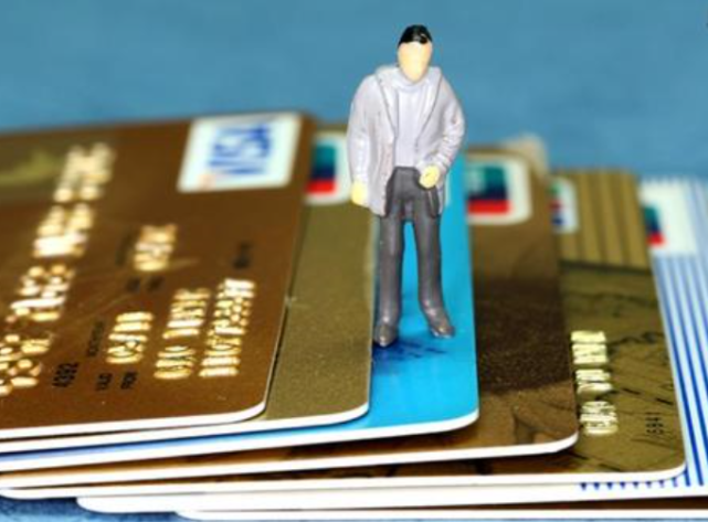信用卡逾期有什么严重后果？不要不当回事，情况比你想的还要糟糕