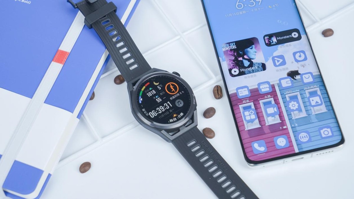 专为跑者设计的运动手表。华为WATCH GT Runner来了