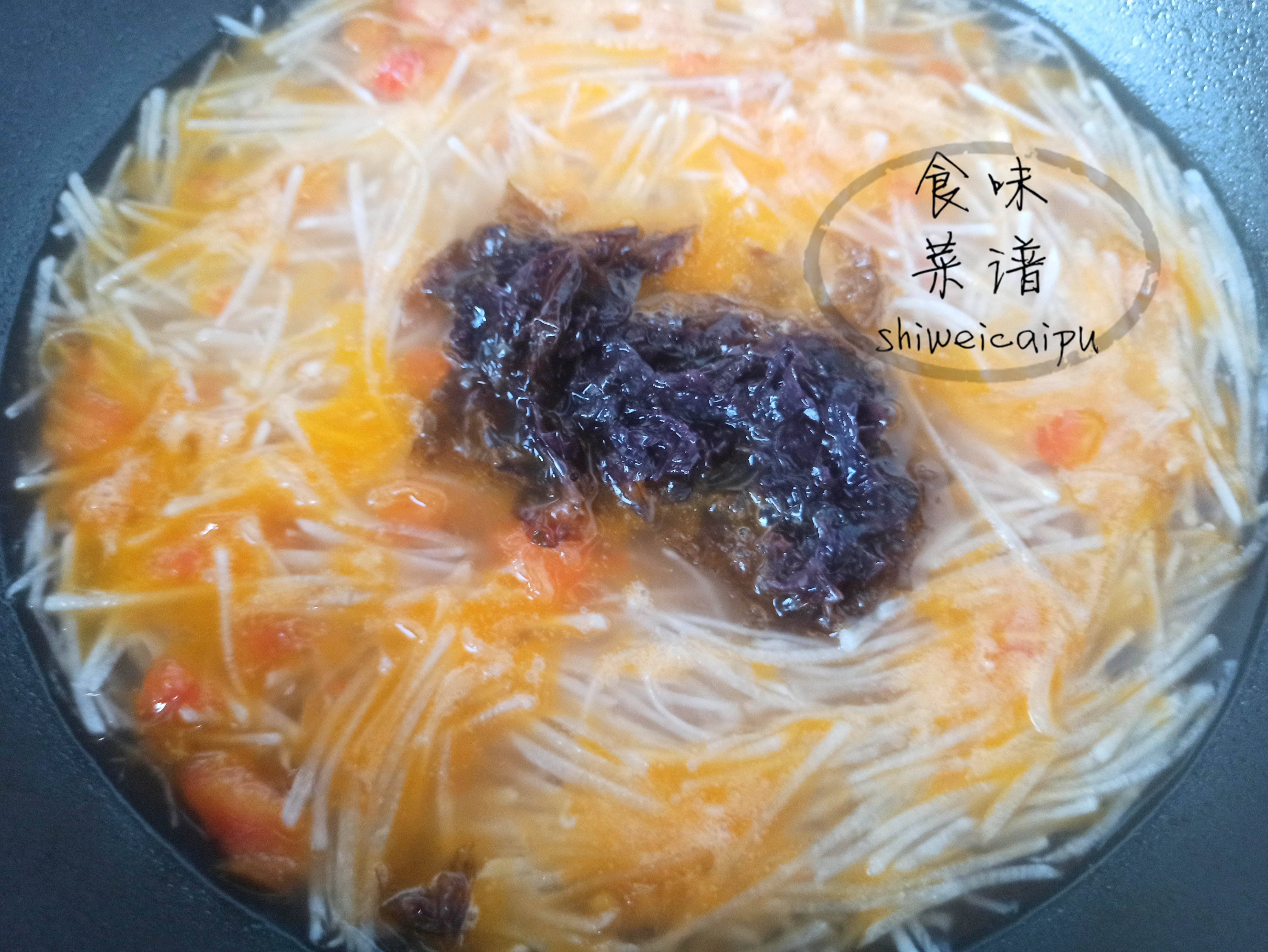 嗓子干痒不舒服，教你3款养生汤，润肺止咳很有效，成本才几块钱