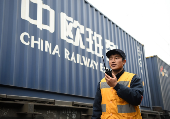 大专毕业生“有福了”，这3个国企单位开始秋招，个个都是香饽饽