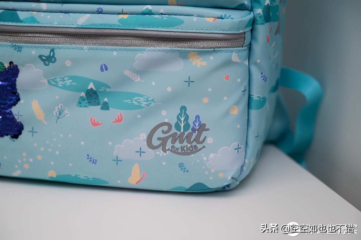 容易忽略的书包送给表妹的六一礼物，GMT“挪威小方包”上手体验