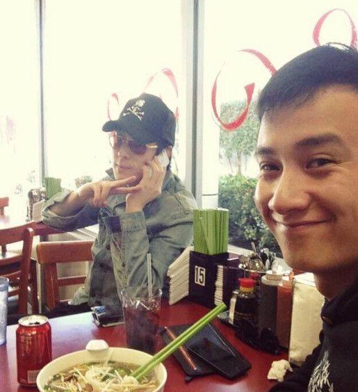 《秋蝉》39岁刘欢撞脸李佳琦，曾拒章子怡橄榄枝，今因任嘉伦被嘲