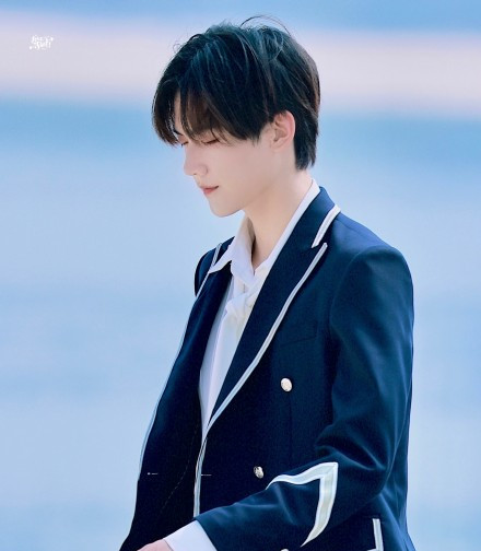 青3创4潜力股预览！翻版宋威龙浓颜出圈，这颜值能火成顶流吗？