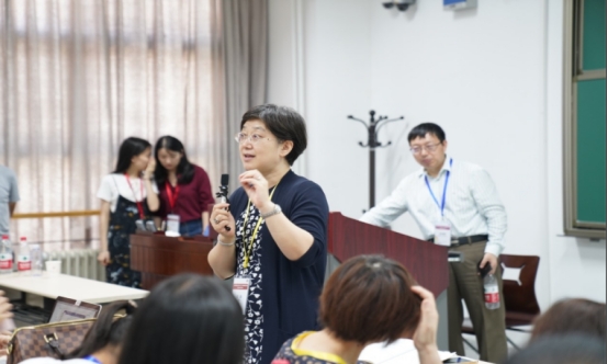 文科生注意，4类专业难度不大好就业，毕业后发展不比理科生差