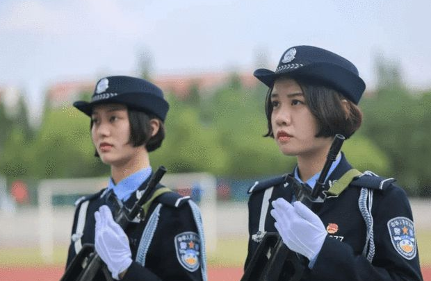 河北这所大学来头不小，虽是专科但就业好，学生宁愿浪费二本成绩