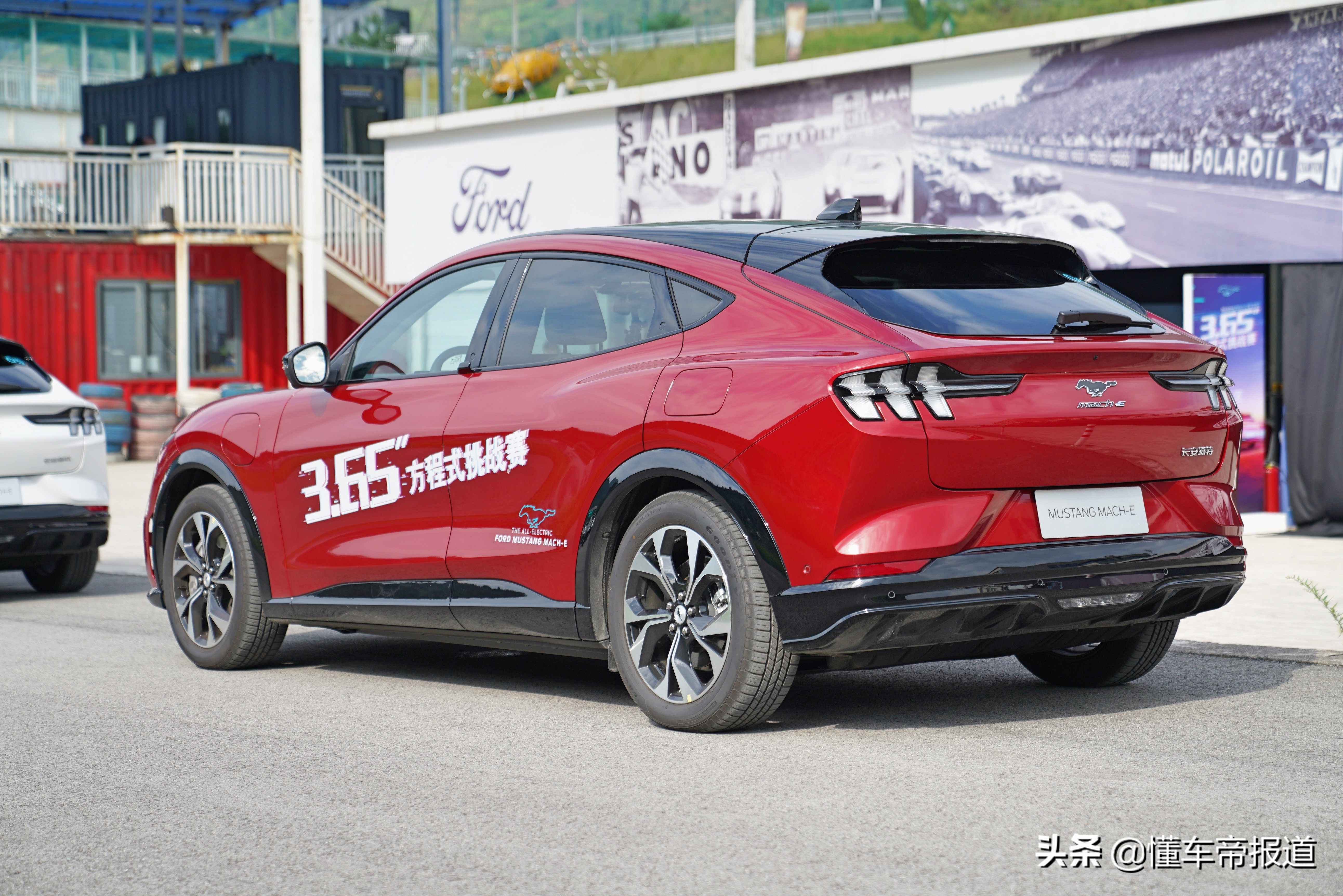 新车 | Model Y劲敌，颜值已赢了一半？试驾国产福特Mustang Mach-E