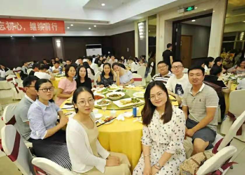 高考成绩只有167分，家长竟然还要办酒席，真够荒唐