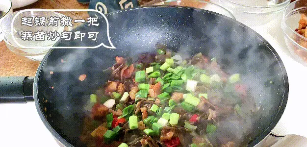 猪油渣的3种做法，酥脆可口，开胃下饭，是小时候的味道