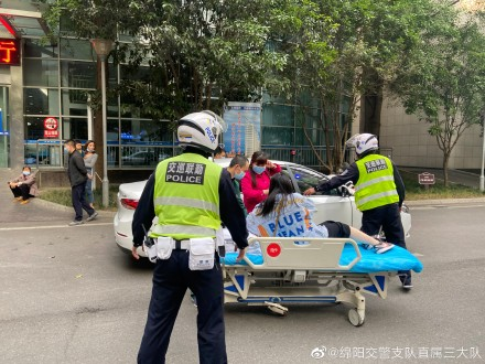 丧心病狂！男子在幼儿园持刀伤人致2死16伤【三分钟法治新闻全知道】