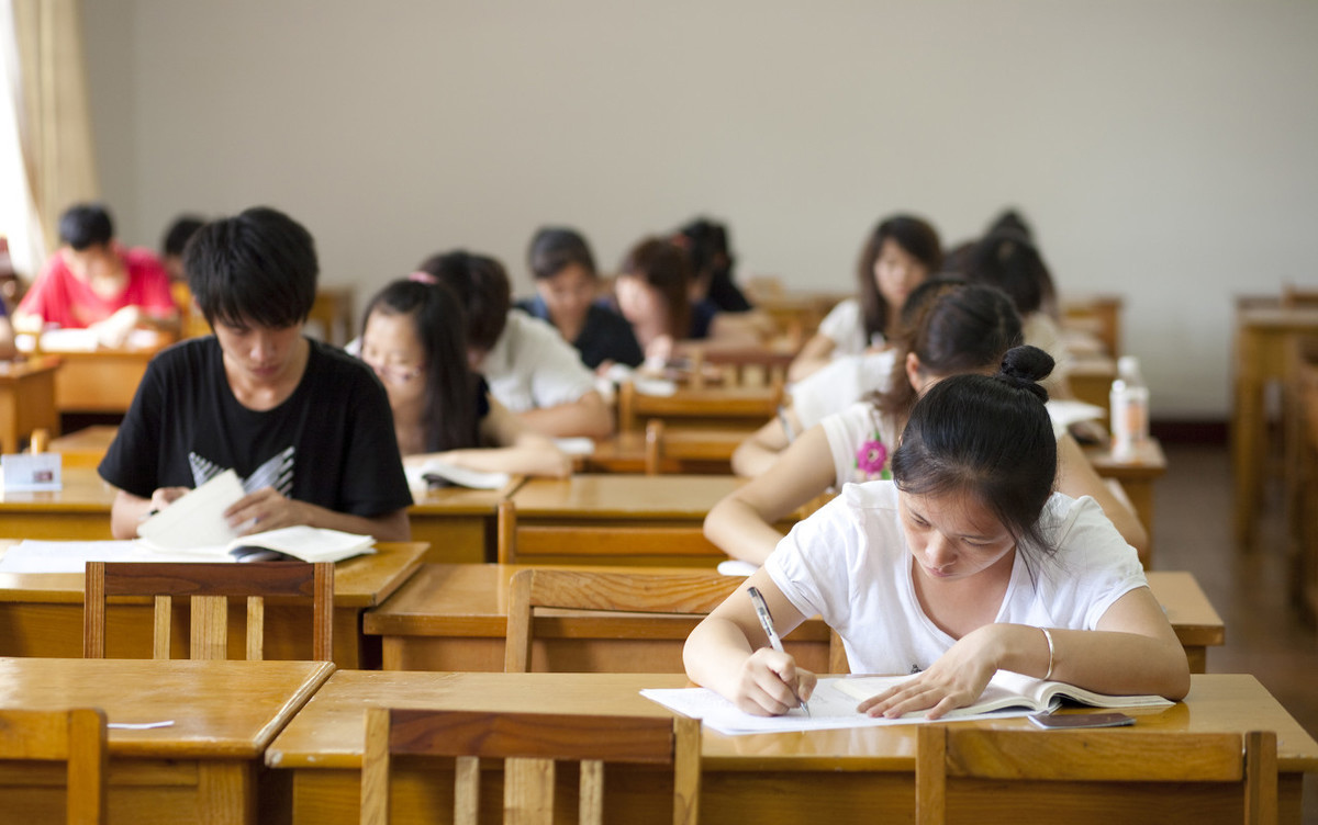 教家长，看懂孩子的成绩单，“绩点”3.5高还是低？能保研吗？