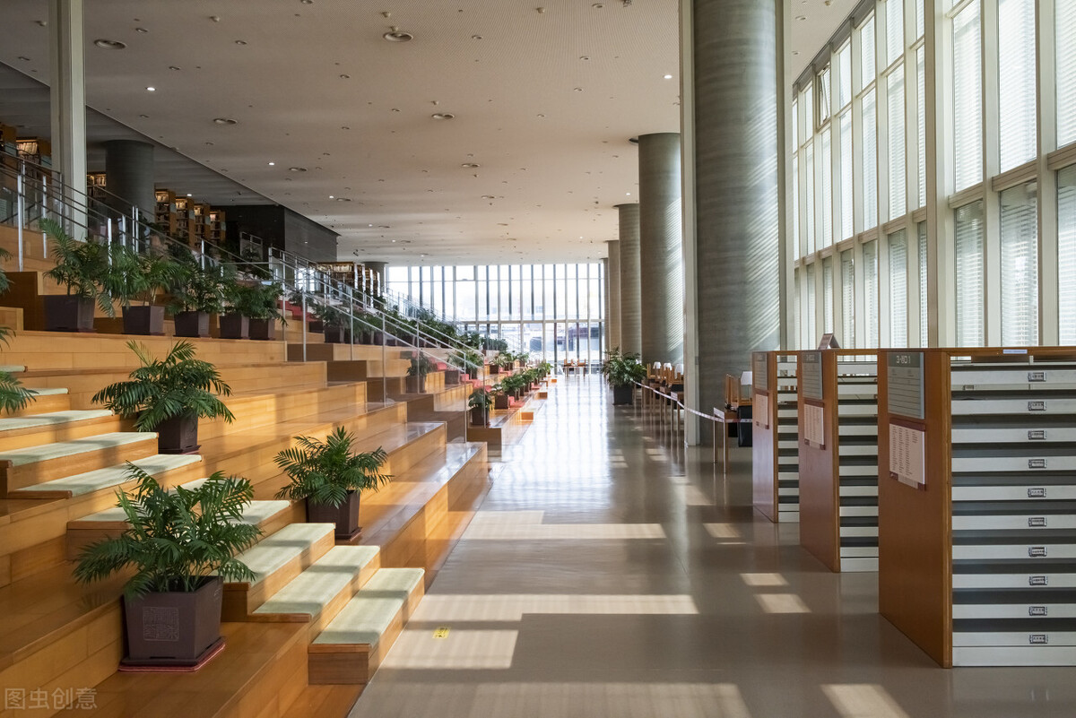 为何现在很多大学生选择留在学校过节呢？原因有5点，看完很现实