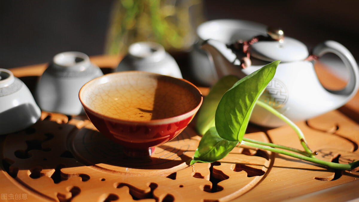 愿有一方小院子，养花喝茶过日子