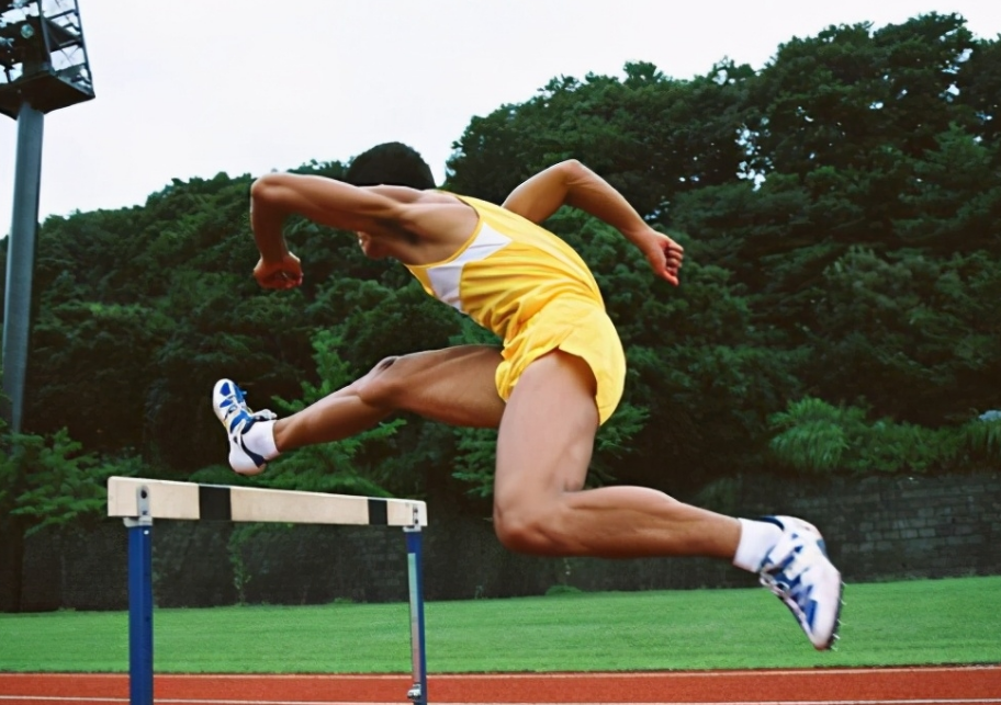 身高也跟高考有关？差一厘米就可能错失的专业，学生可别大意了