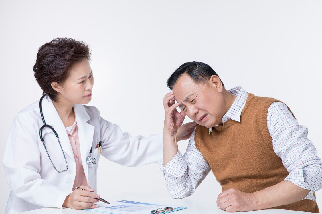 虔诚祈愿：家人中风康复之路，心灵守护与希望同行