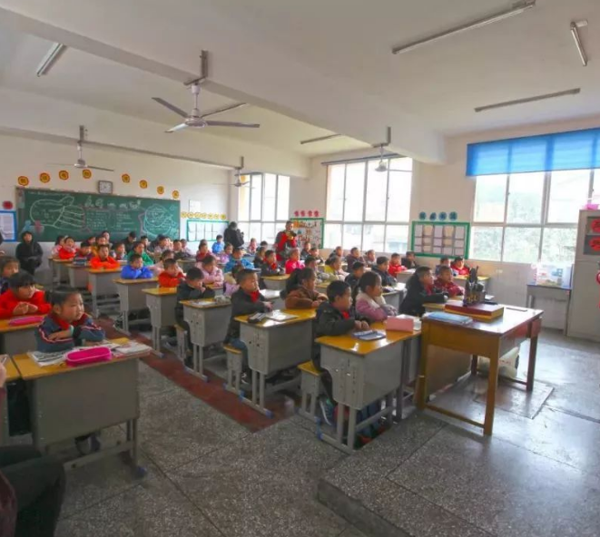 湖北这6所“野鸡大学”害人不浅，毕业证像废纸，毕业是高中学历