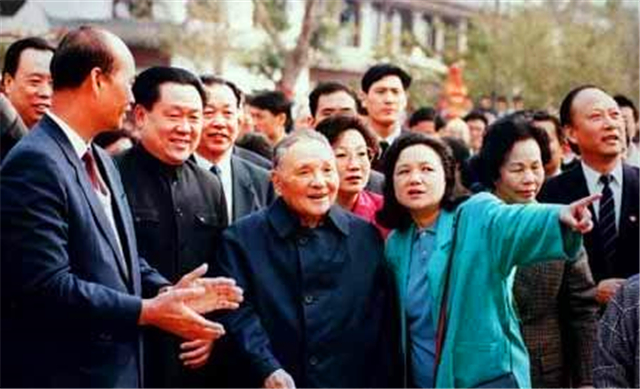1992年邓小平南巡讲话：谁反对改革，就让谁睡觉去好了