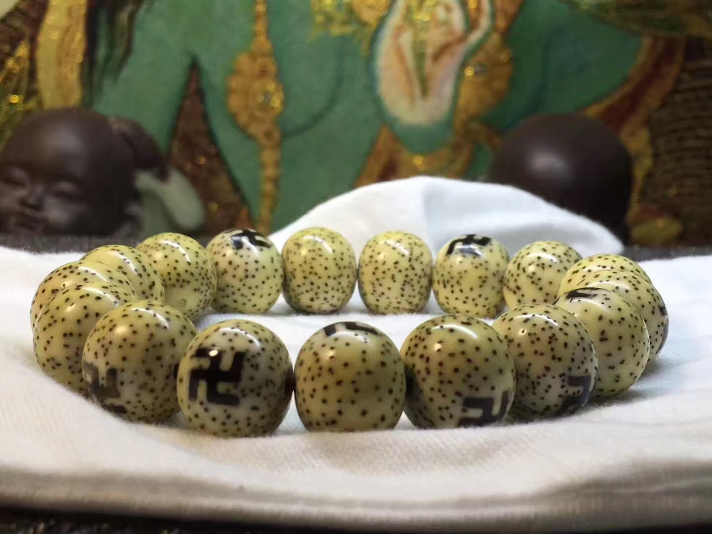 星月菩提什么样的品相好(普通"树籽"星月菩提也有加持力吗?) 第2张