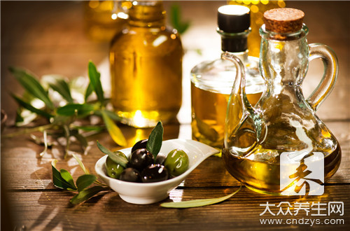 葡萄籽油可以炒菜吗，葡萄籽油和橄榄油的区别有哪些？