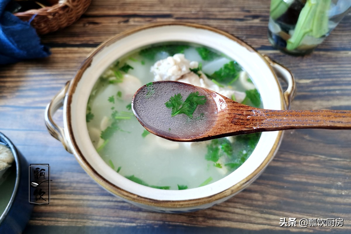 秋后多喝这道汤，汤白味鲜，好喝理气少打嗝，御凉风，温暖身子骨