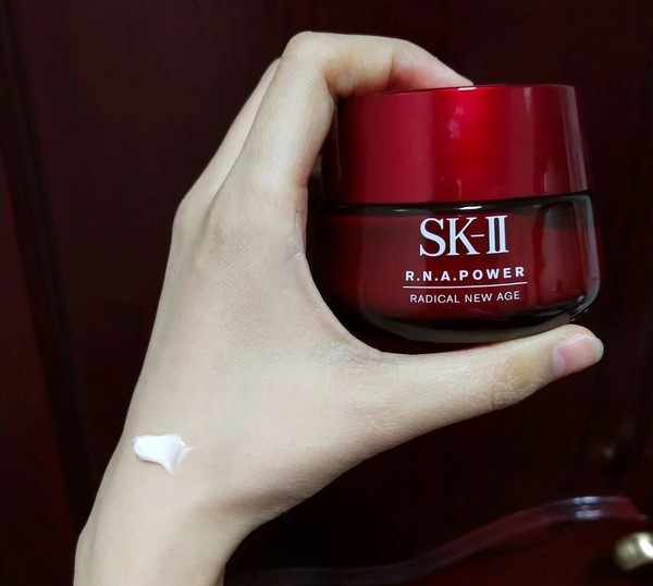 这四款流行面霜你用过吗？珂润面霜温和不刺激，敏感肌女孩有救了