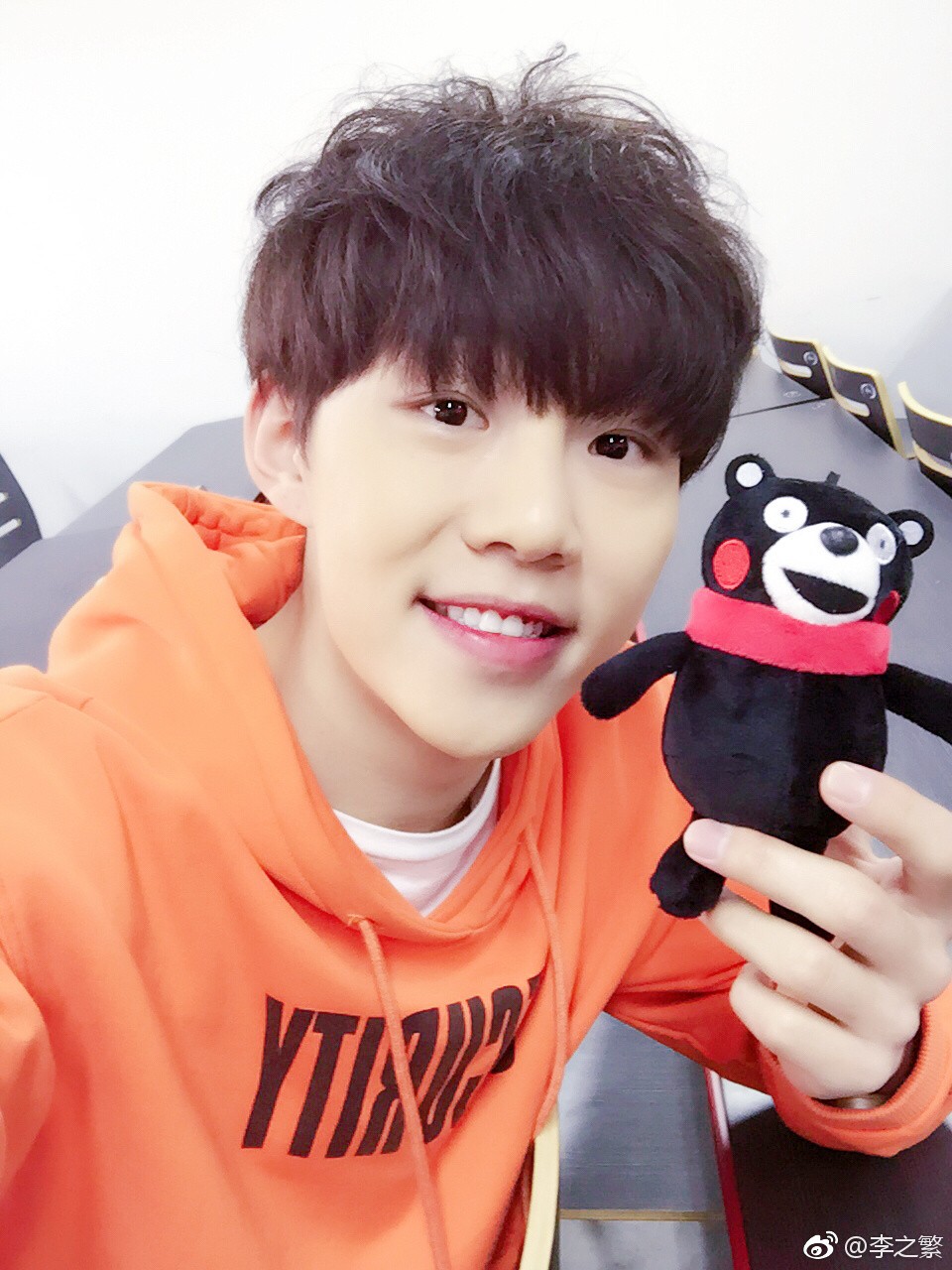 青春斗人物介绍易烊千玺前队友王思聪富二代好友偶练2所有选手都在