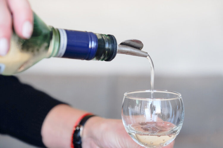 吃什么食物能解酒？蜂蜜、浓茶都无效！这3个方法才真正有用