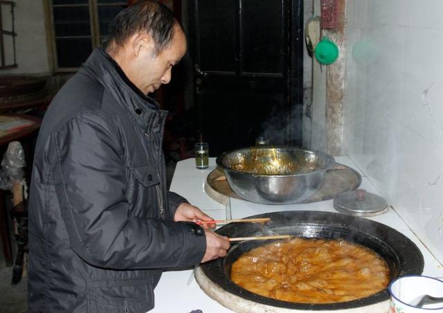 自制麦芽糖，只需小麦和糯米，简单又美味，都是童年的回忆