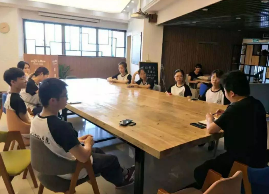 民办本科学费超两万，公办专科只要四千，两者之间有哪些区别？