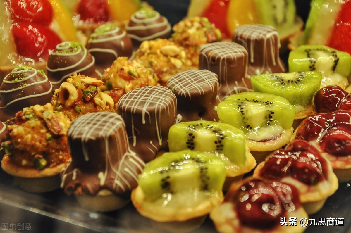 95后美女开蛋糕店，巧妙利用这2招，14天内吸引近1100名会员