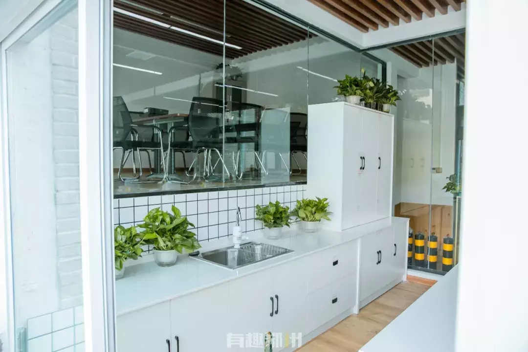 逛了这么多家郑州的面包店，哎呦，这家「烘焙学院」有点不一样噢