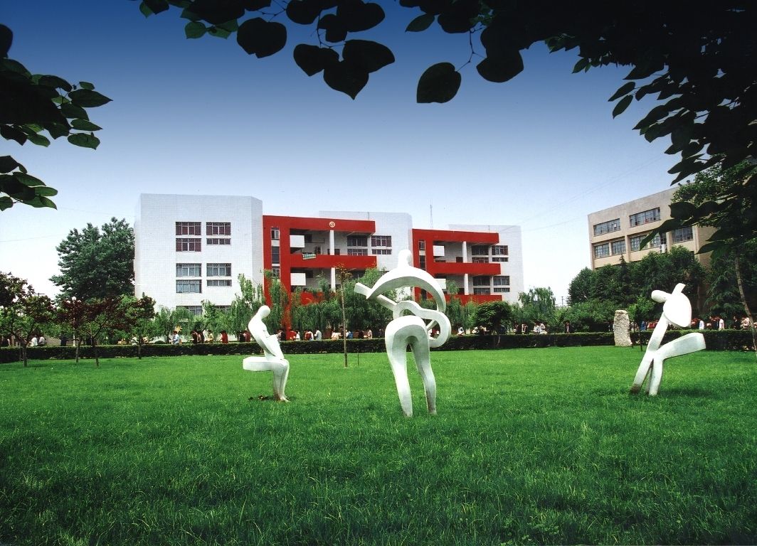 河南南阳有3所本科院校，其中一所在风景区，每年只招生50人