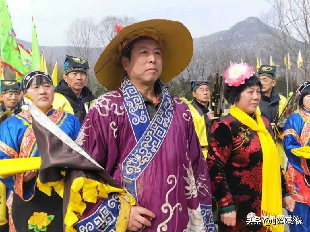 三月初一到十五，来赶一场传承千年的娲皇庙会！