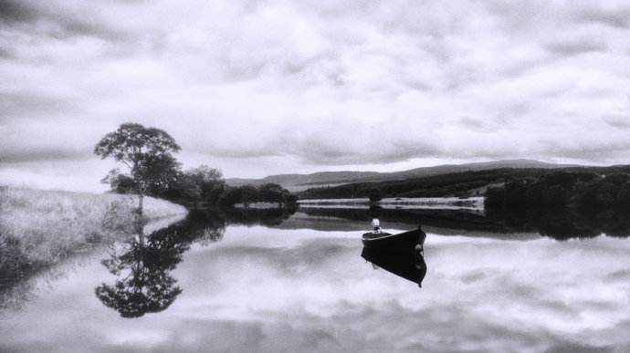 17·周末荐诗丨闻一多：《死水》赏析