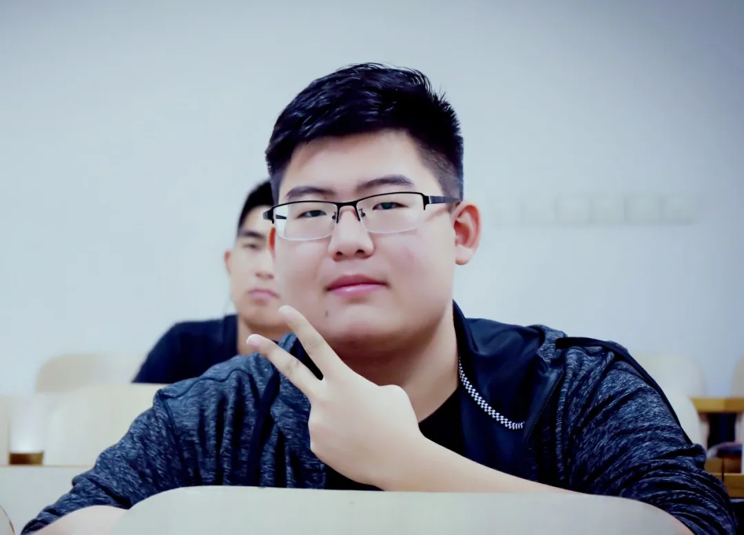 火了！3朵姐妹花、6位铁兄弟集体保研，还来自同所大学、同一寝室！