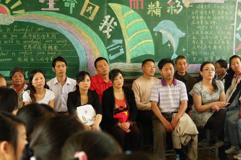 高一“家长会”，家长们都该做点啥？提前计划一下好。