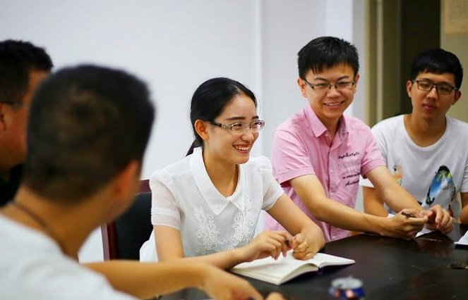 大学校园存在的“潜规则”，越早知道越好，辅导员一般不会说